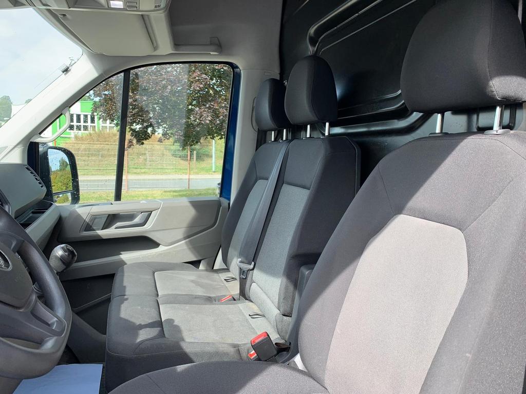 Volkswagen CRAFTER 2022 г. Синий, пробег 43125 км