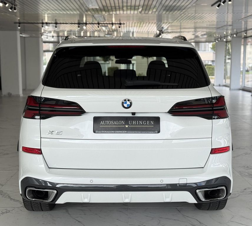 BMW X5 2024 г. Белый, пробег 27500 км