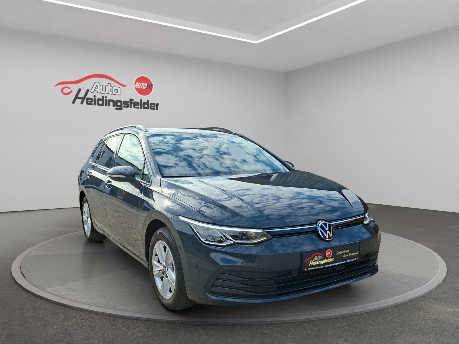 Volkswagen Golf 2023 г. Серый, пробег 51399 км