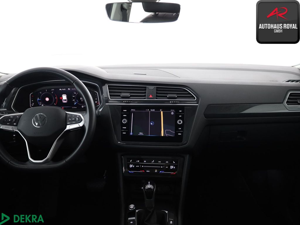 Volkswagen Tiguan 2023 г. Серый, пробег 50000 км