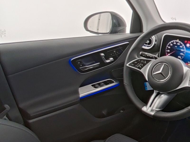 Mercedes-Benz GLC 220 2025 г. Серый, пробег 18328 км