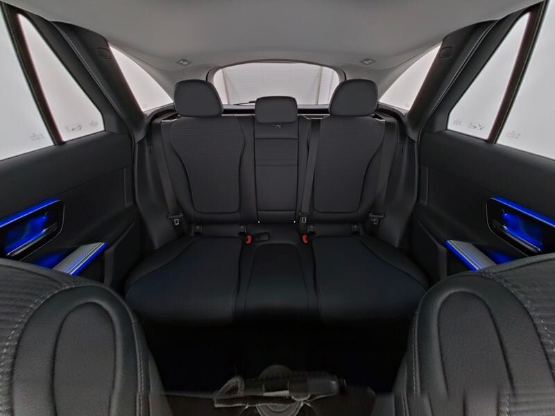 Mercedes-Benz GLC 220 2025 г. Серый, пробег 18328 км