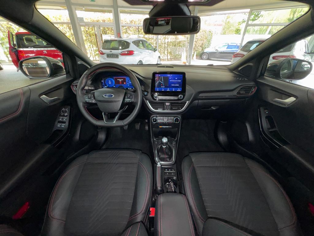 Ford Puma 2023 г. Чёрный, пробег 53229 км