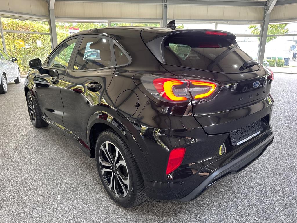 Ford Puma 2023 г. Чёрный, пробег 53229 км