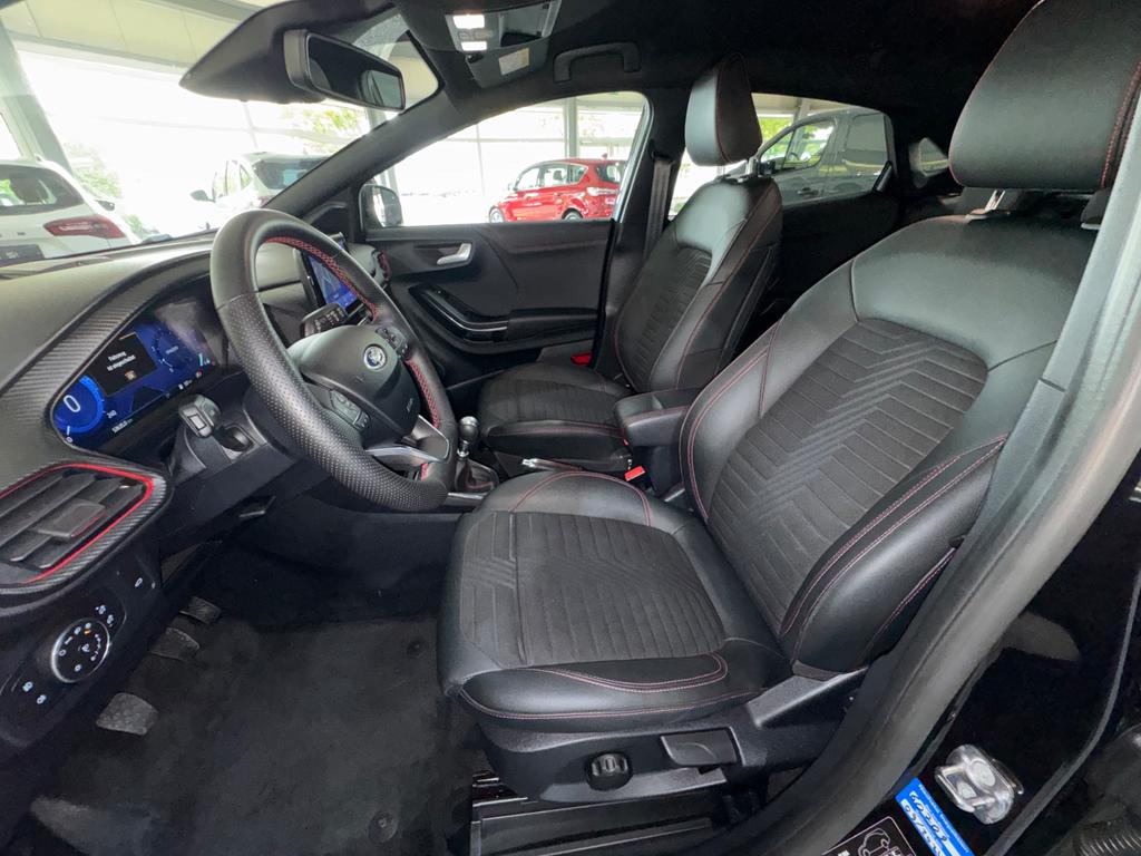 Ford Puma 2023 г. Чёрный, пробег 53229 км