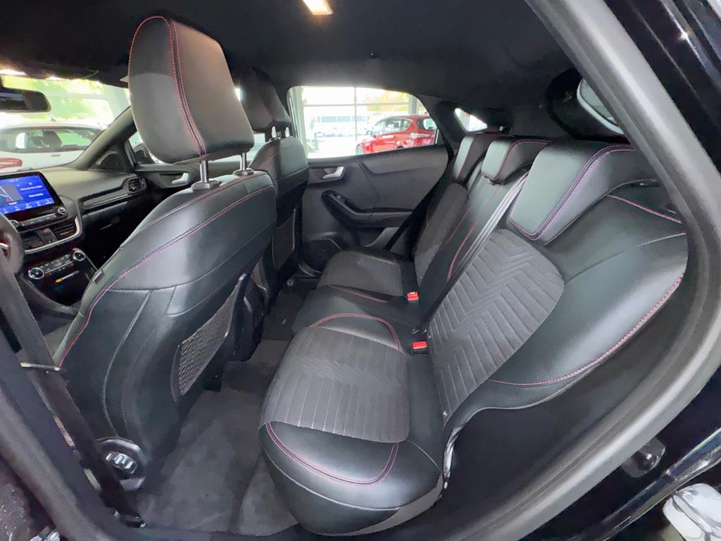 Ford Puma 2023 г. Чёрный, пробег 53229 км