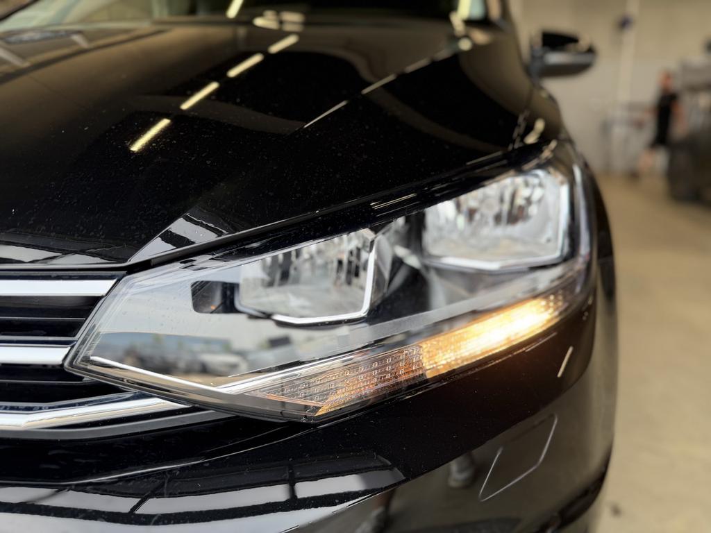 Volkswagen Touran 2026 г. Чёрный, пробег 27835 км