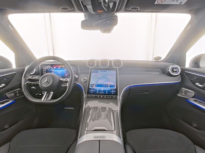 Mercedes-Benz GLC 300 2025 г. Серый, пробег 14708 км