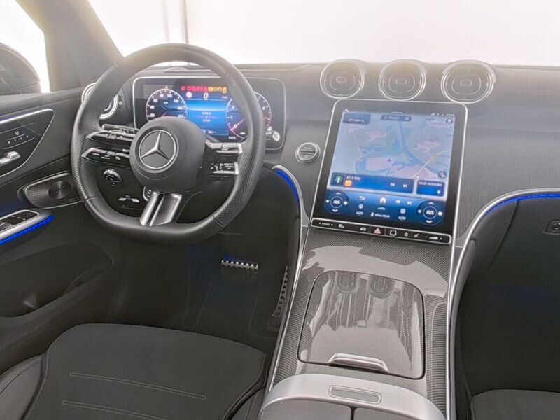 Mercedes-Benz GLC 300 2025 г. Серый, пробег 14708 км