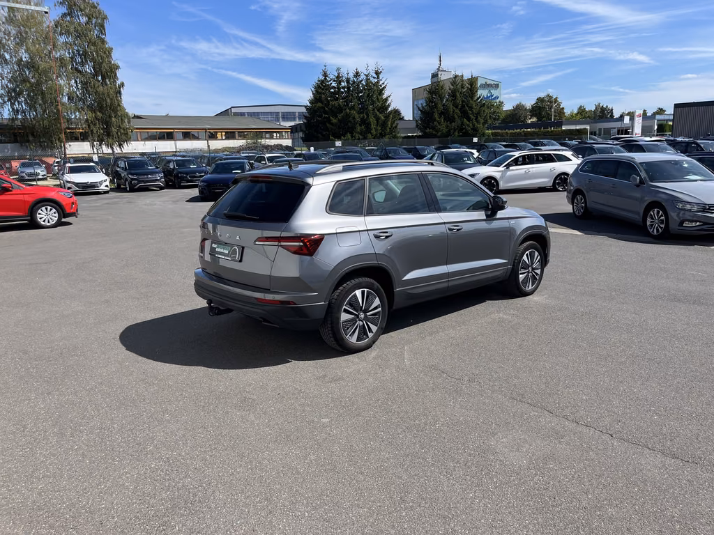 Skoda Karoq 2022 г. Серый, пробег 43381 км