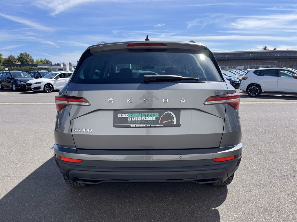 Skoda Karoq 2022 г. Серый, пробег 43381 км