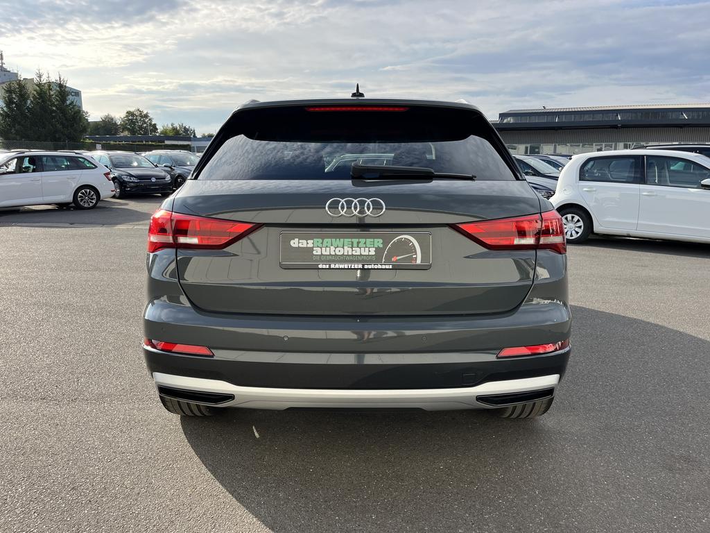Audi Q3 2023 г. Серый, пробег 29987 км