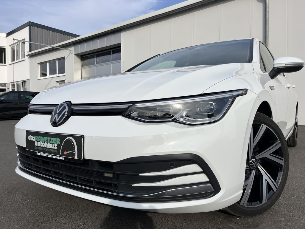 Volkswagen Golf 2024 г. Белый, пробег 22941 км