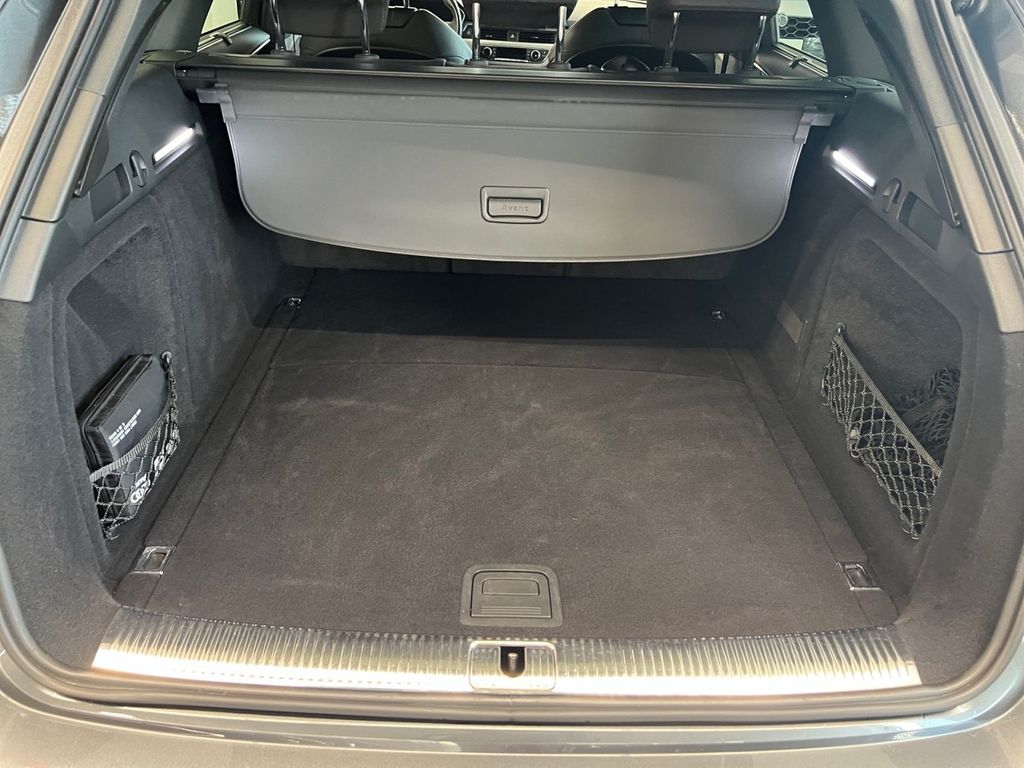 Audi A4 2022 г. Серый, пробег 51802 км
