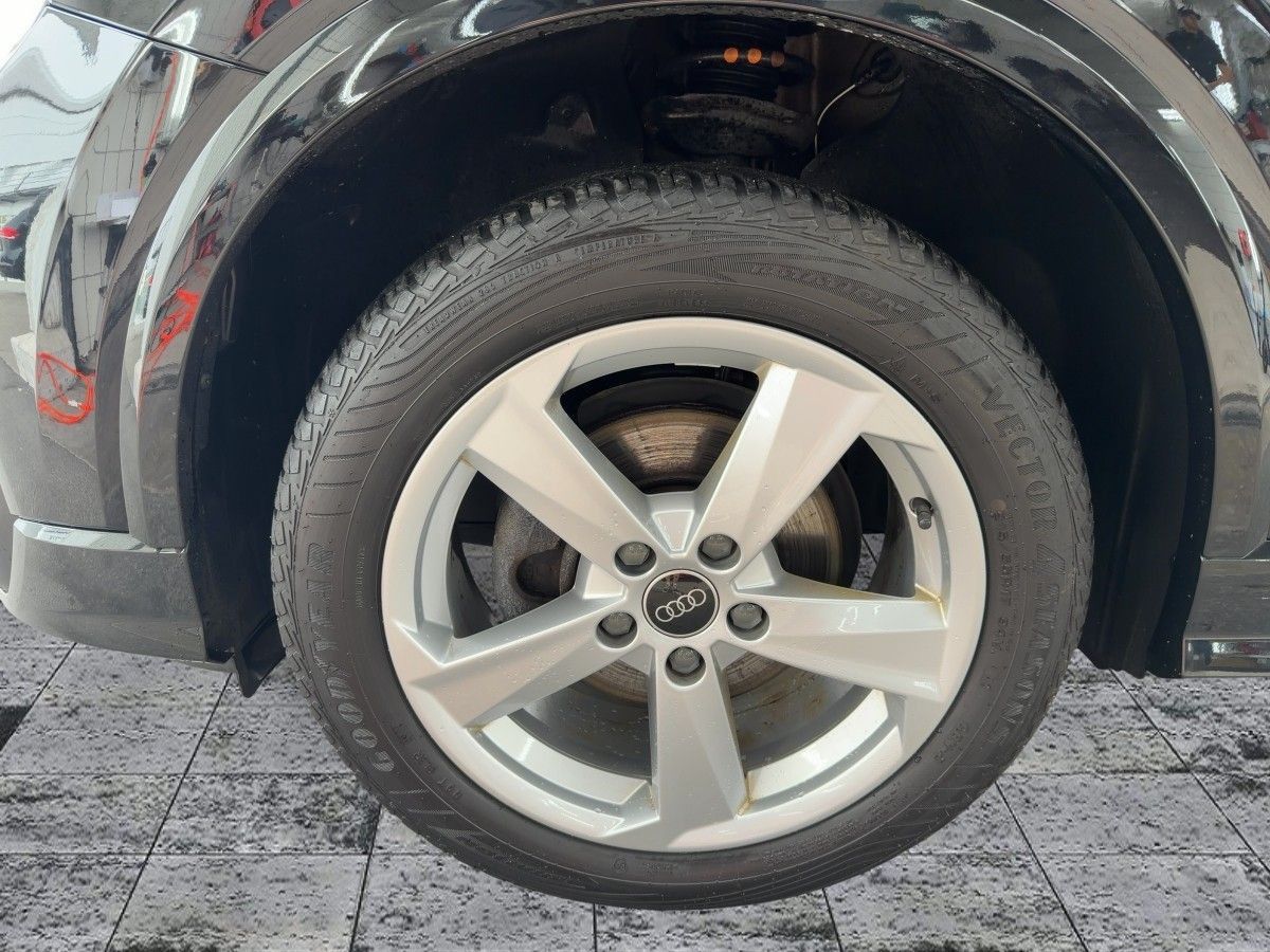Audi Q2 2023 г. Чёрный, пробег 54237 км