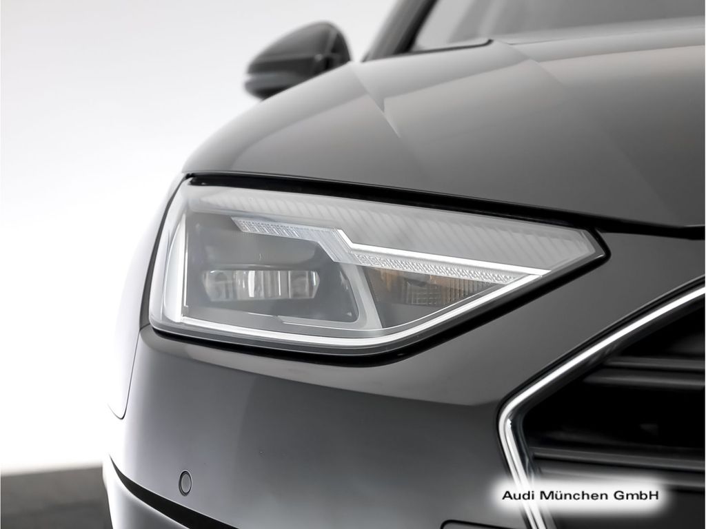 Audi A4 2023 г. Чёрный, пробег 46084 км