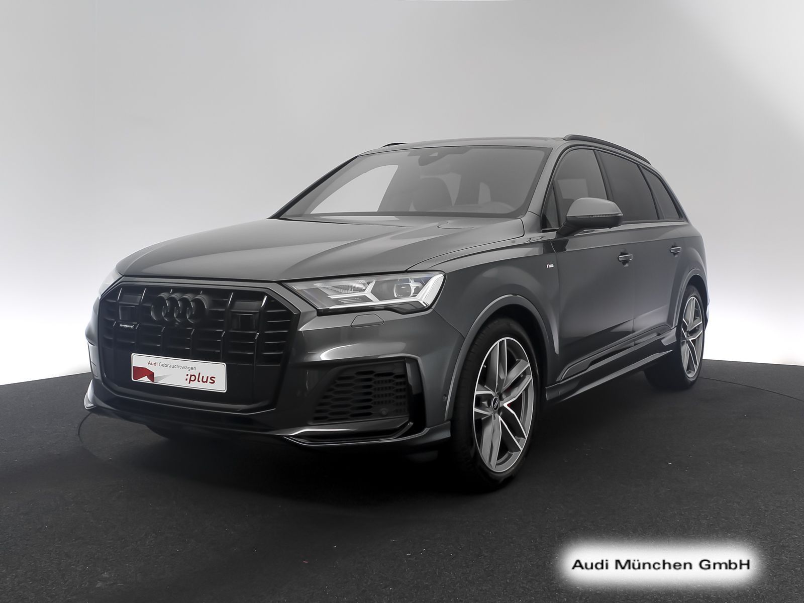 Audi Q7 2022 г. Серый, пробег 49094 км