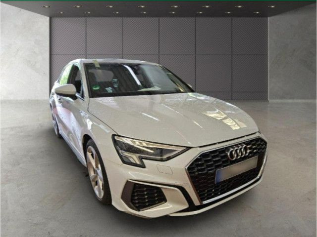 Audi A3 2023 г. Белый, пробег 59400 км