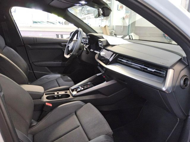 Audi A3 2023 г. Белый, пробег 59400 км