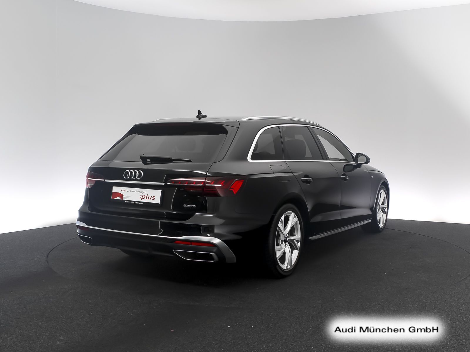 Audi A4 2024 г. Чёрный, пробег 31382 км