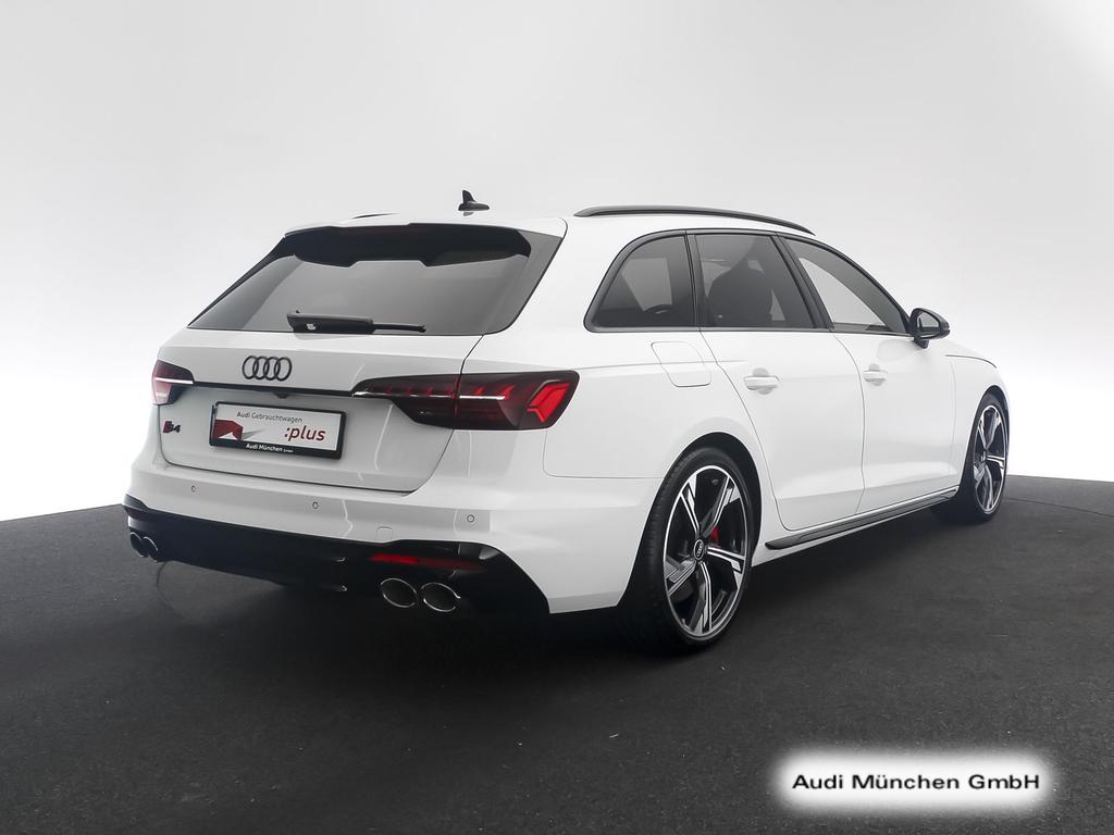 Audi S4 2024 г. Белый, пробег 15272 км