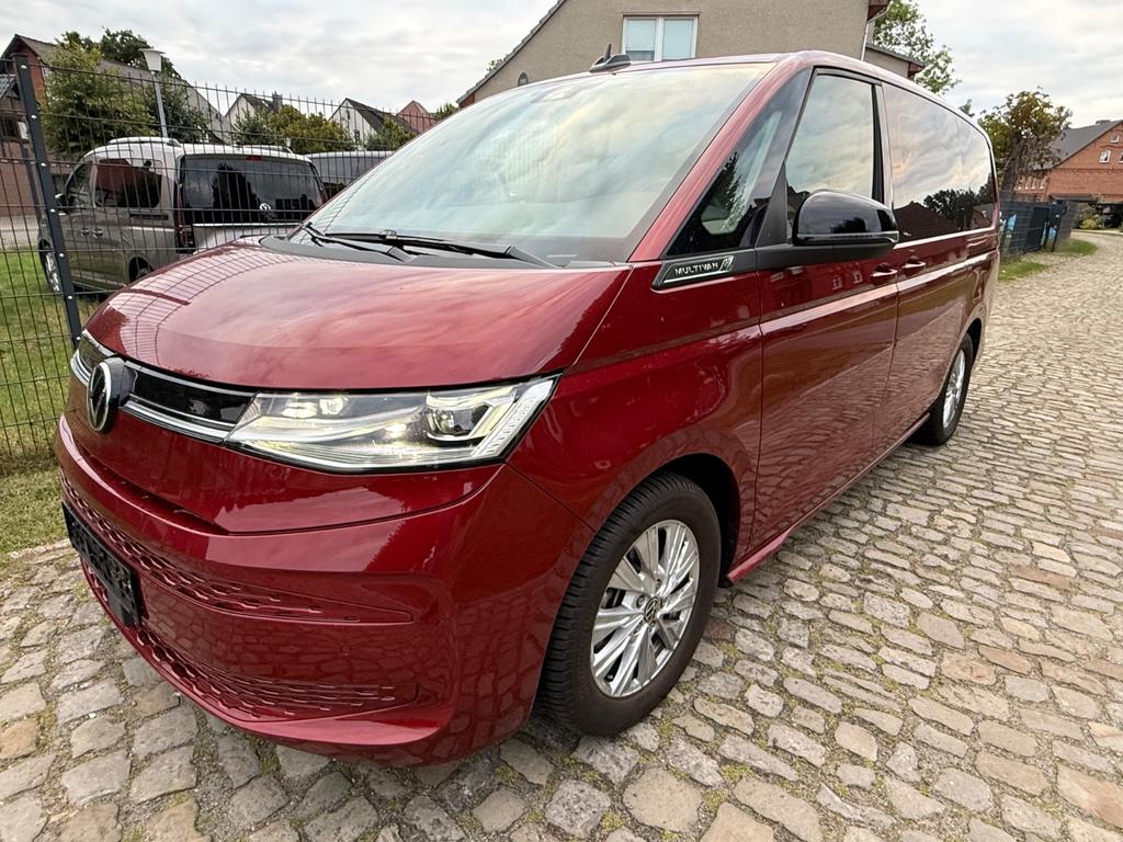 Volkswagen T7 MULTIVAN 2024 г. Красный, пробег 10000 км