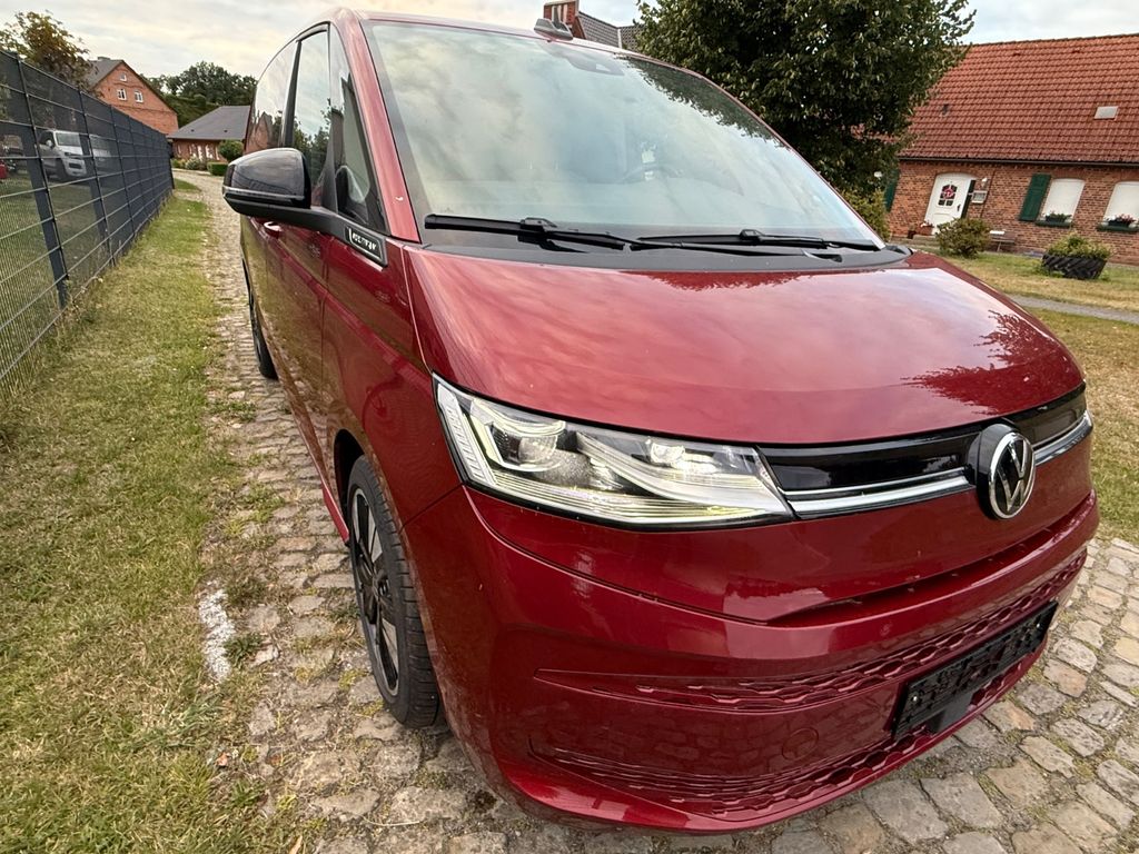 Volkswagen T7 MULTIVAN 2024 г. Красный, пробег 10000 км