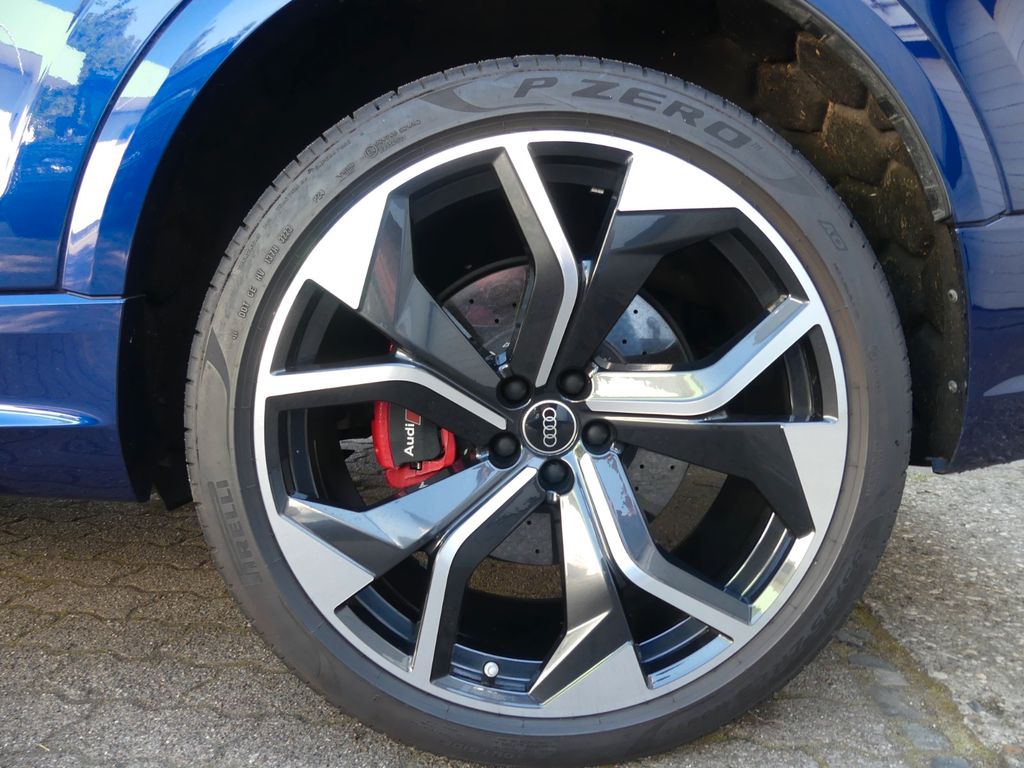 Audi RSQ8 2023 г. Синий, пробег 48000 км