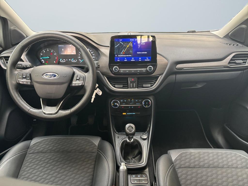 Ford Puma 2023 г. Белый, пробег 39969 км