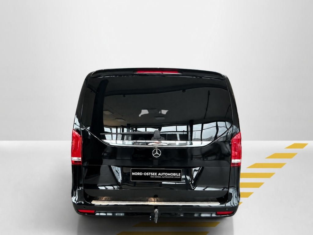 Mercedes-Benz V 300 2023 г. Чёрный, пробег 45337 км