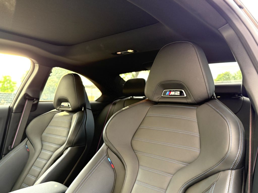 BMW M2 2025 г. Чёрный, пробег 39065 км