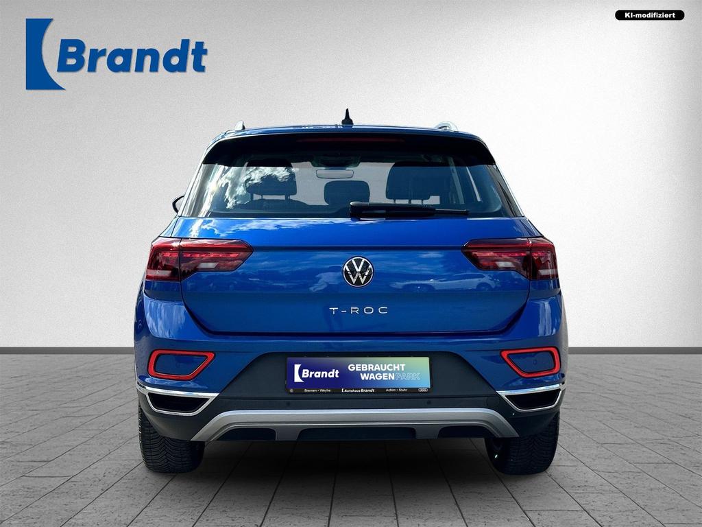 Volkswagen T-Roc 2023 г. Синий, пробег 38450 км