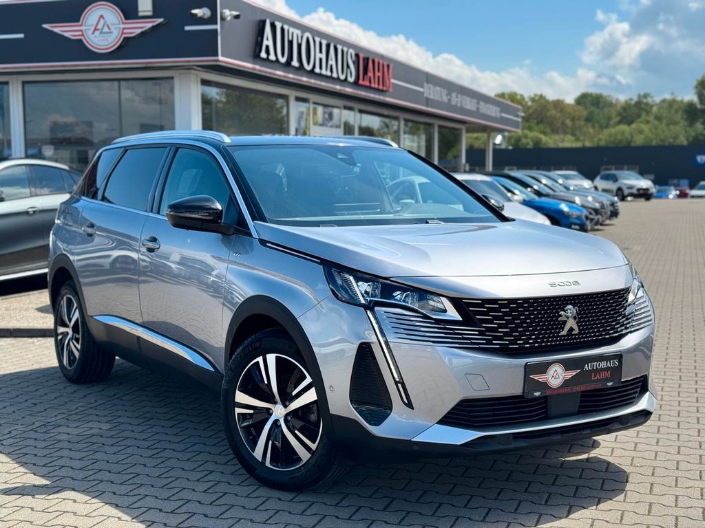 Peugeot 5008 2023 г. Серый, пробег 49000 км
