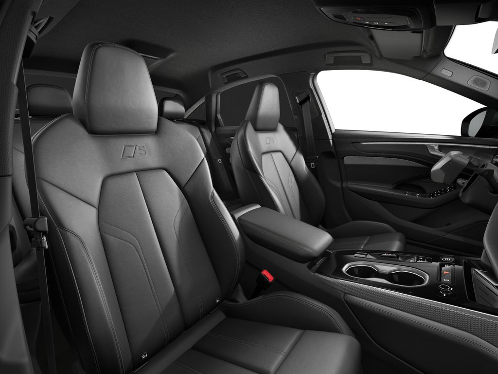 Audi A6 2025 г. Чёрный, пробег 29818 км