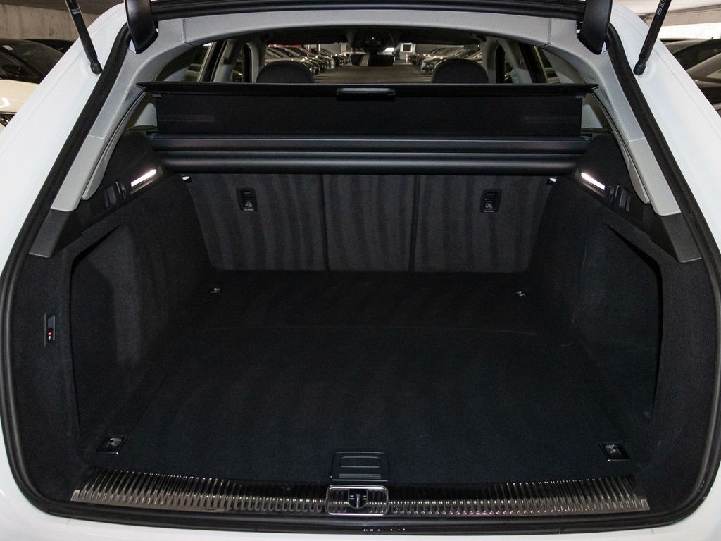 Audi A4 2023 г. Белый, пробег 53404 км