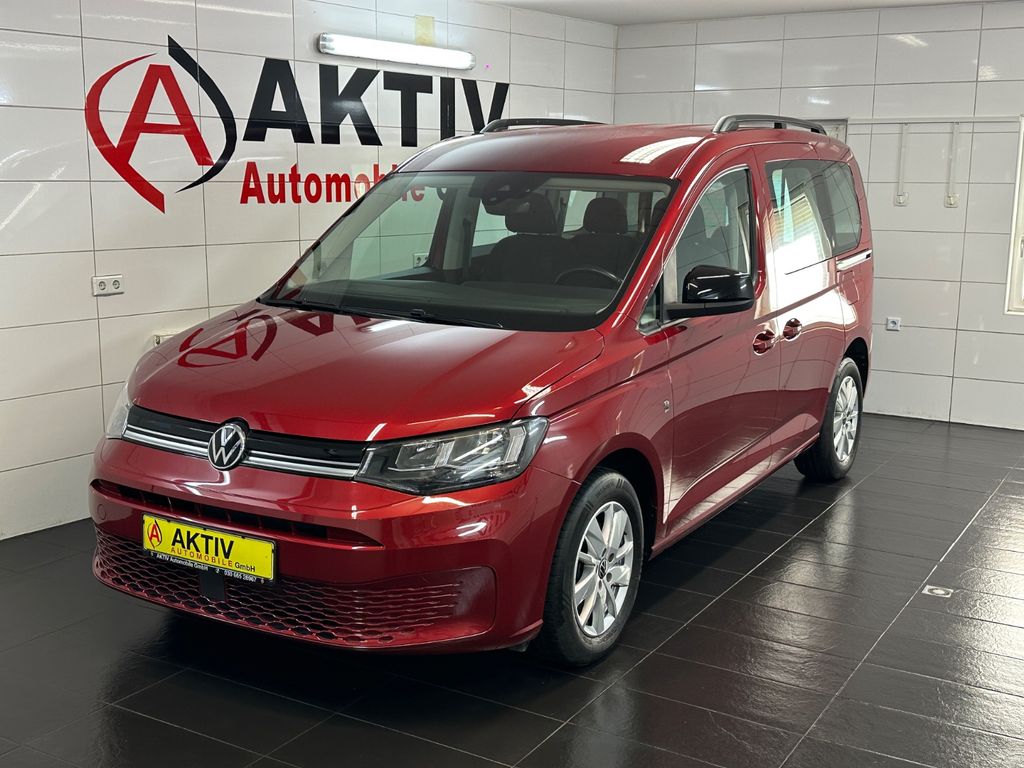 Volkswagen Caddy 2022 г. Красный, пробег 40000 км