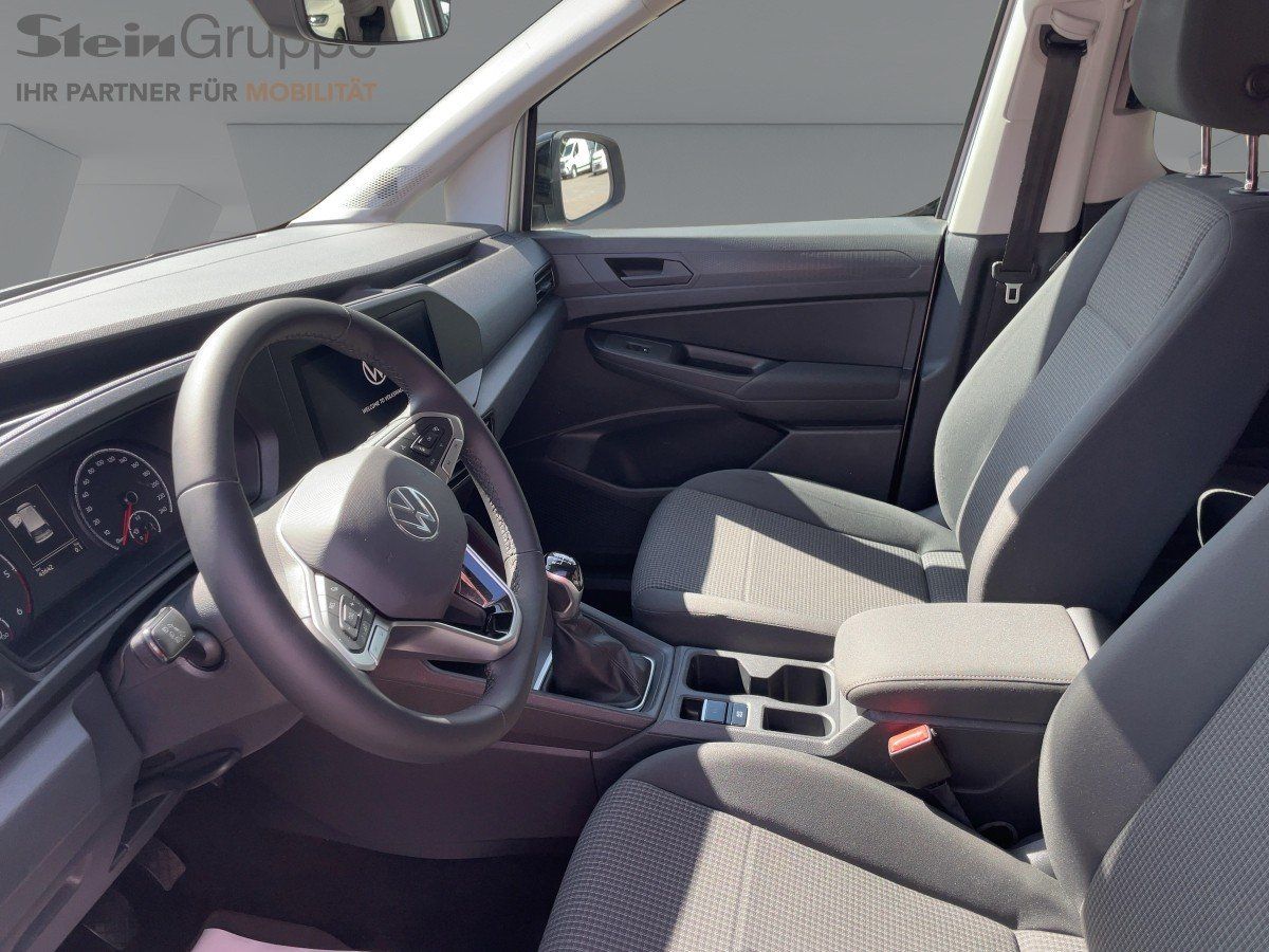 Volkswagen CADDY MAXI 2021 г. Серебристый, пробег 43650 км