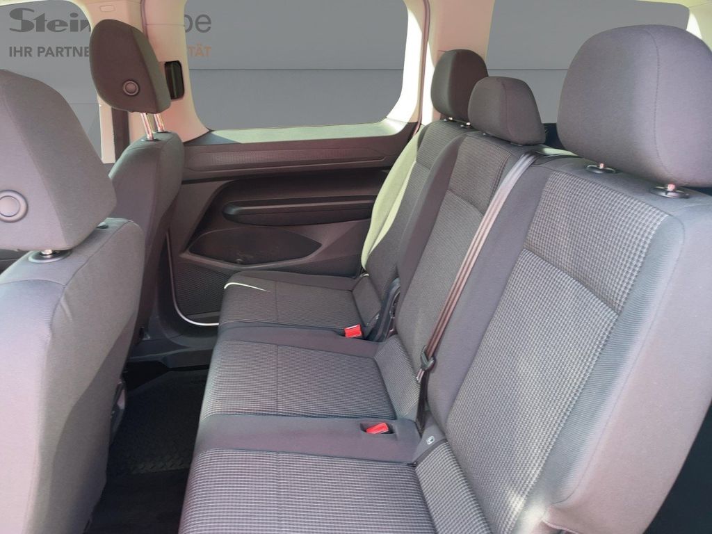 Volkswagen CADDY MAXI 2021 г. Серебристый, пробег 43650 км