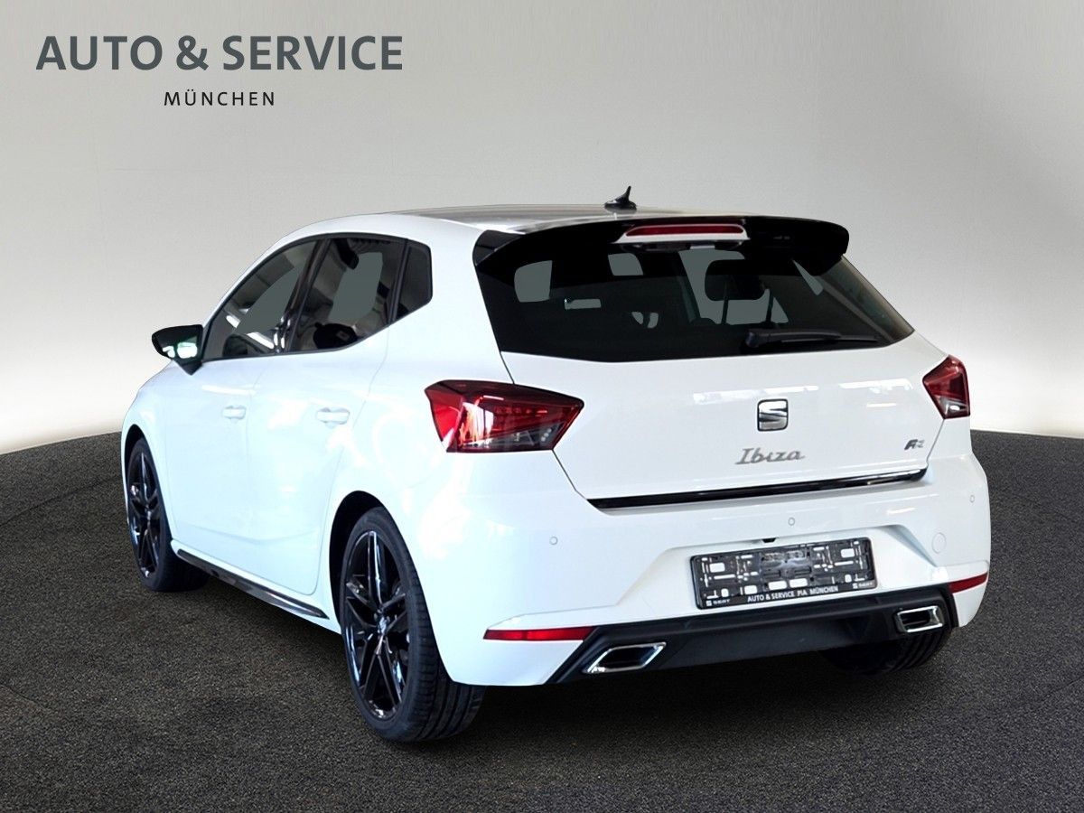 SEAT Ibiza 2022 г. Белый, пробег 39700 км