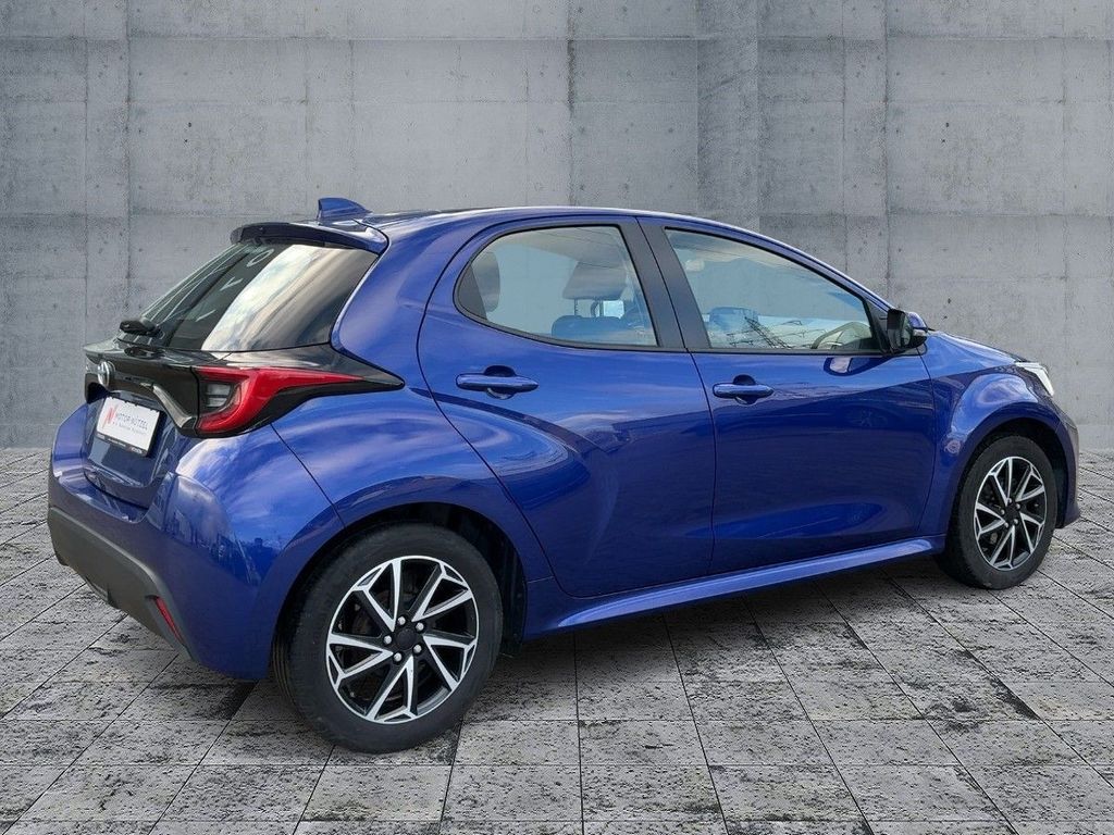 Toyota Yaris 2021 г. Синий, пробег 59030 км