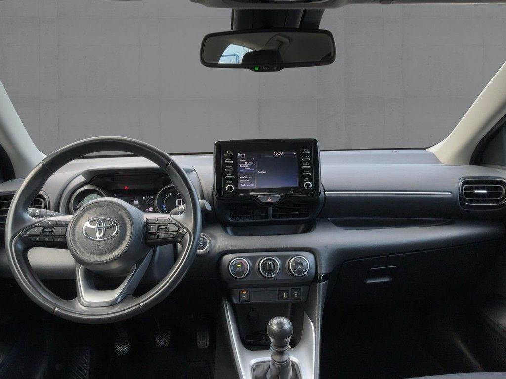 Toyota Yaris 2021 г. Синий, пробег 59030 км