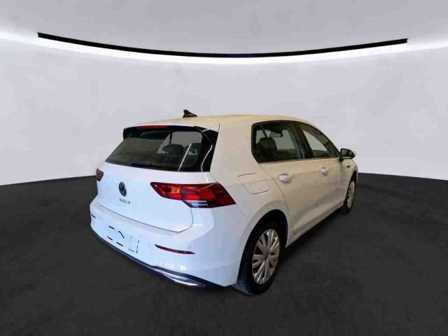 Volkswagen Golf 2024 г. Белый, пробег 23718 км