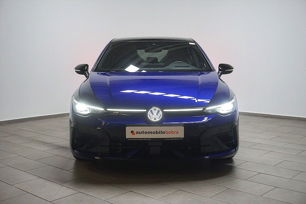 Volkswagen Golf 2025 г. Синий, пробег 33199 км