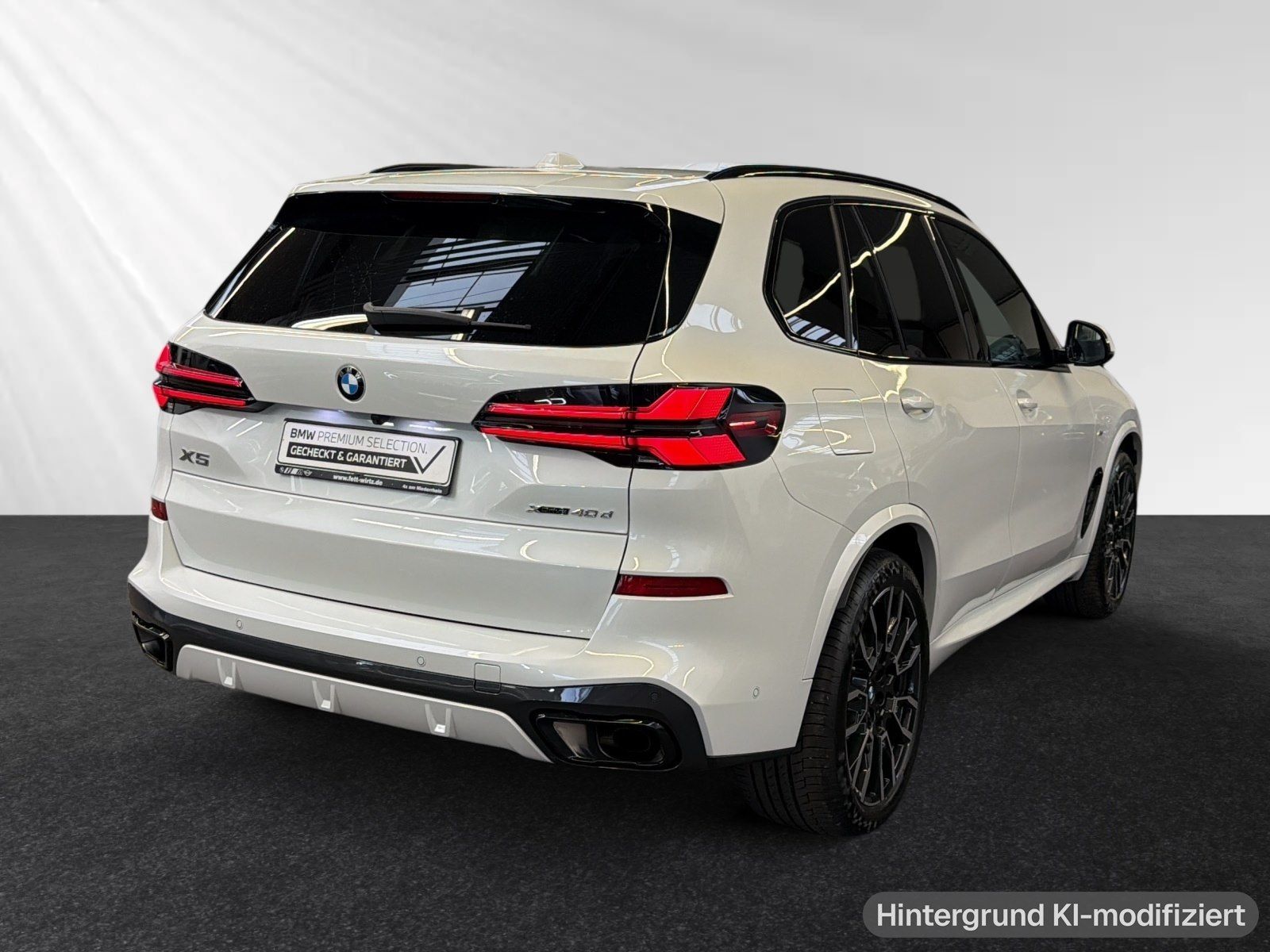 BMW X5 2025 г. Белый, пробег 23400 км