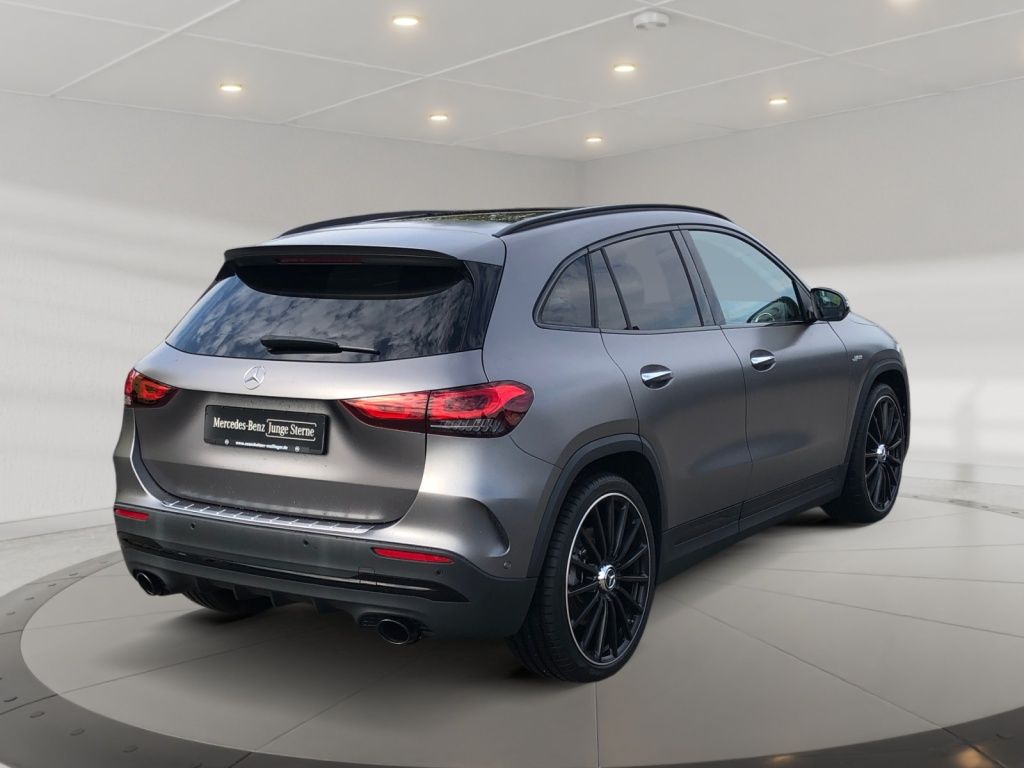 Mercedes-Benz GLA 35 AMG 2022 г. Серый, пробег 44460 км