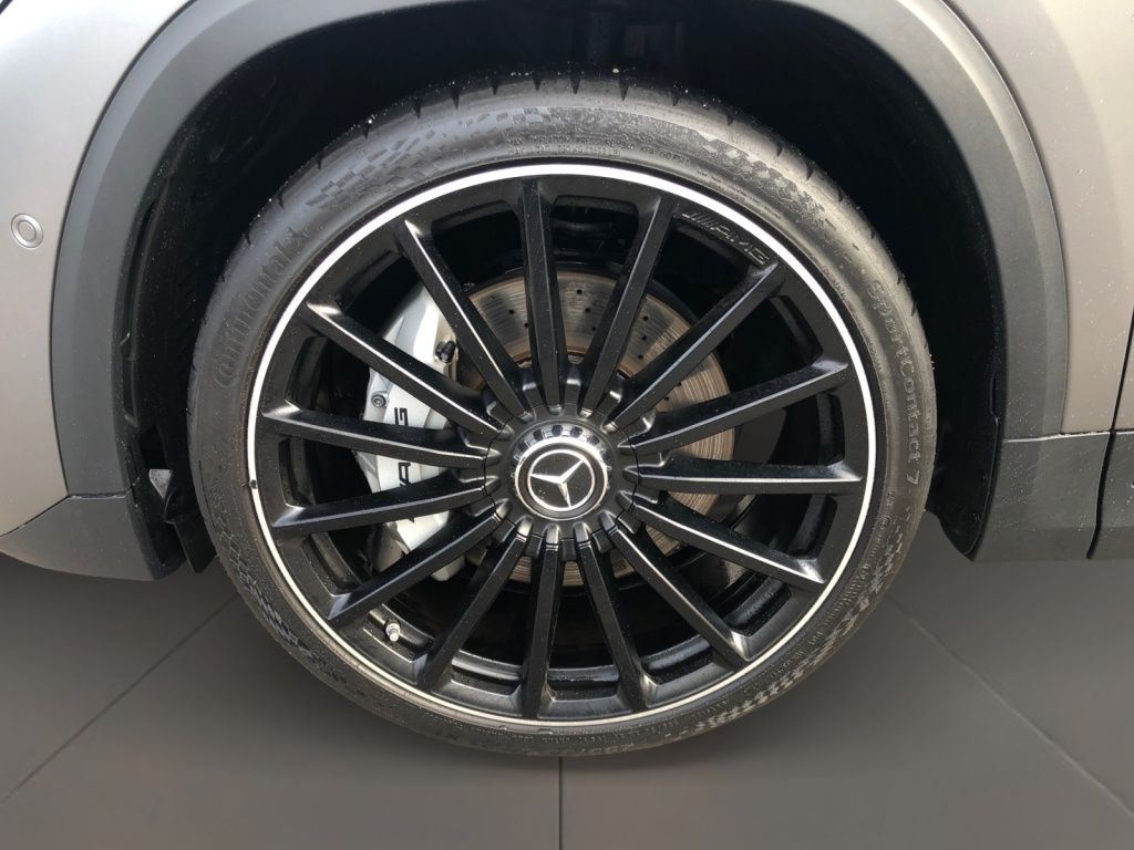 Mercedes-Benz GLA 35 AMG 2022 г. Серый, пробег 44460 км