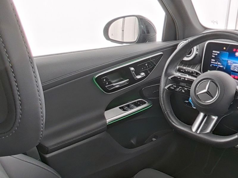 Mercedes-Benz GLC 300 2025 г. Серый, пробег 24094 км