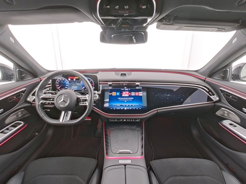 Mercedes-Benz E 220 2025 г. Серый, пробег 18099 км
