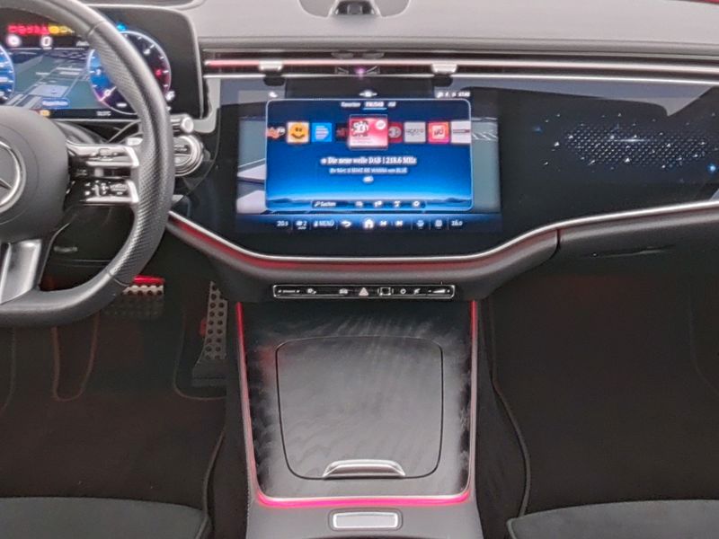 Mercedes-Benz E 220 2025 г. Серый, пробег 18099 км