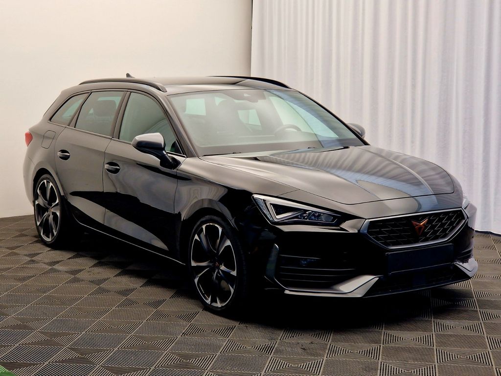 Cupra Leon 2022 г. Чёрный, пробег 38000 км